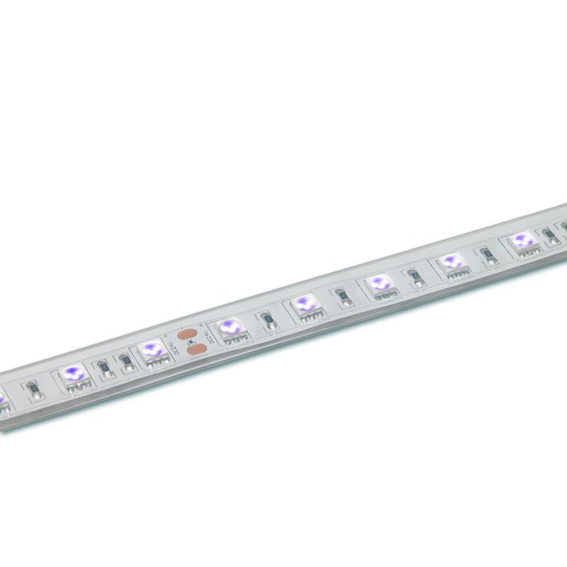 UVTAPE6067